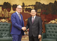 Viet Nam seeks stronger cooperation with U.S. partner in semiconductors, biomedical technology